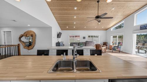 398 Currie Road, Baynes Lake, BC - Indoor Photo Showing Kitchen With Double Sink