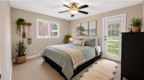 398 Currie Road, Baynes Lake, BC - Indoor Photo Showing Bedroom