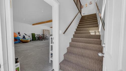 398 Currie Road, Baynes Lake, BC - Indoor Photo Showing Other Room