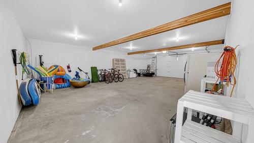 398 Currie Road, Baynes Lake, BC - Indoor Photo Showing Garage