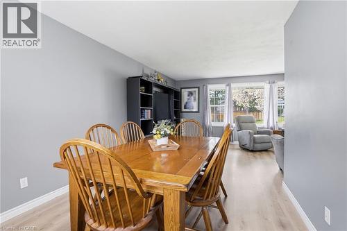 4 Clifton Downs Road, Hamilton, ON - Indoor Photo Showing Dining Room