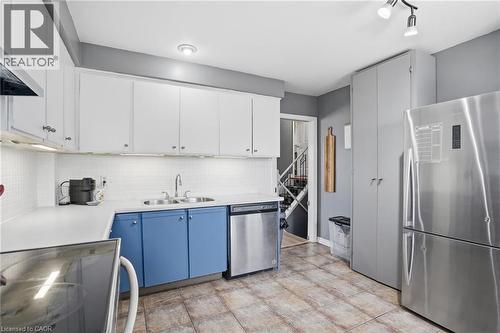 4 Clifton Downs Road, Hamilton, ON - Indoor Photo Showing Kitchen With Double Sink