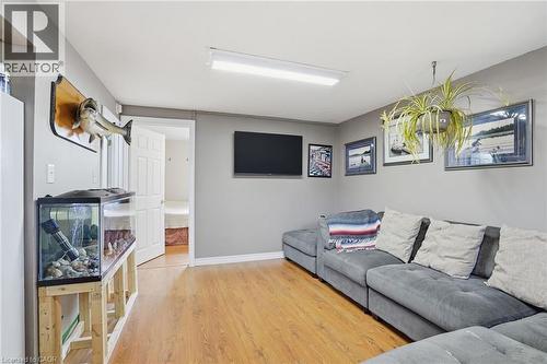 4 Clifton Downs Road, Hamilton, ON - Indoor