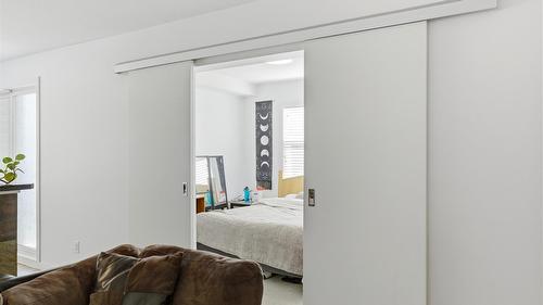 214-547 Yates Road, Kelowna, BC - Indoor