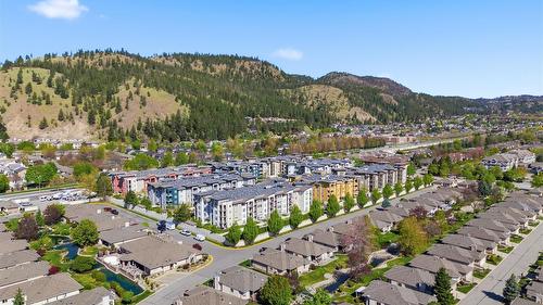 214-547 Yates Road, Kelowna, BC - Outdoor With View