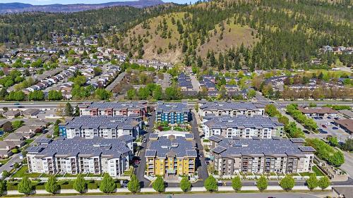 214-547 Yates Road, Kelowna, BC - Outdoor With View