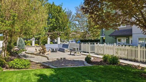 214-547 Yates Road, Kelowna, BC - Outdoor