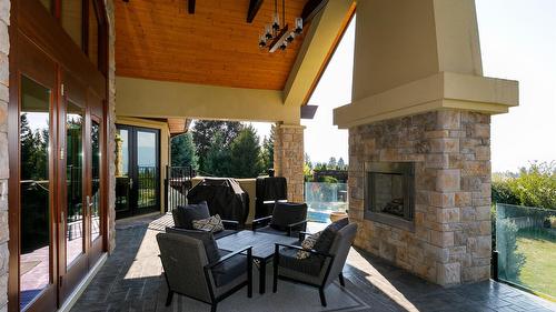 4326- 4330 Bedford Lane, Kelowna, BC - Outdoor With Deck Patio Veranda With Exterior
