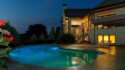 4326- 4330 Bedford Lane, Kelowna, BC -  With In Ground Pool