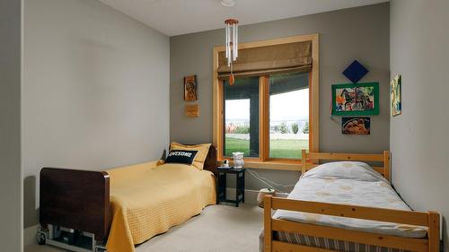 4326- 4330 Bedford Lane, Kelowna, BC - Indoor Photo Showing Bedroom