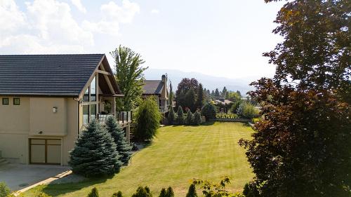 4326- 4330 Bedford Lane, Kelowna, BC - Outdoor