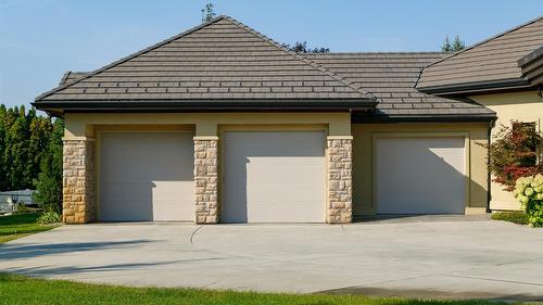4326- 4330 Bedford Lane, Kelowna, BC - Outdoor