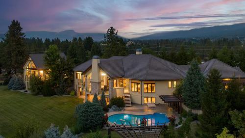 4326- 4330 Bedford Lane, Kelowna, BC - Outdoor With Deck Patio Veranda