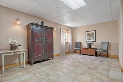 Salle familiale - 100 Ch. Mccarthy, Grand-Remous, QC - Indoor Photo Showing Other Room