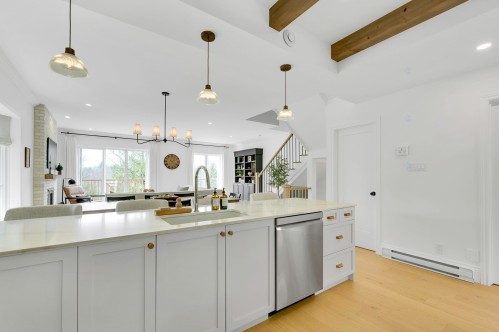 Kitchen - 223 Ch. De Cortina, Piedmont, QC - Indoor Photo Showing Kitchen With Upgraded Kitchen