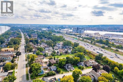 11 Knapmans Drive, Hamilton, ON 