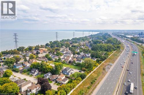 11 Knapmans Drive, Hamilton, ON 