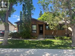 2930 MORE CRESCENT E  Regina, SK S4V 0T7