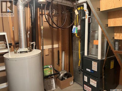2930 More Crescent E, Regina, SK - Indoor Photo Showing Basement