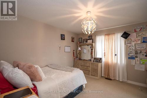 547 Wansbrough Way, Shelburne, ON - Indoor Photo Showing Bedroom