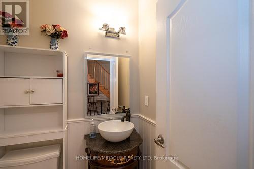 547 Wansbrough Way, Shelburne, ON - Indoor Photo Showing Bathroom