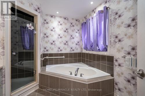 547 Wansbrough Way, Shelburne, ON - Indoor Photo Showing Bathroom