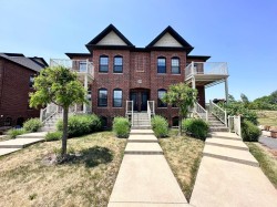 3-4570 Rue de Lombardie Brossard, QC J4Y 0J3
