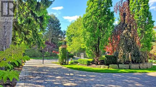 9 Fifeshire Road, Toronto, ON 