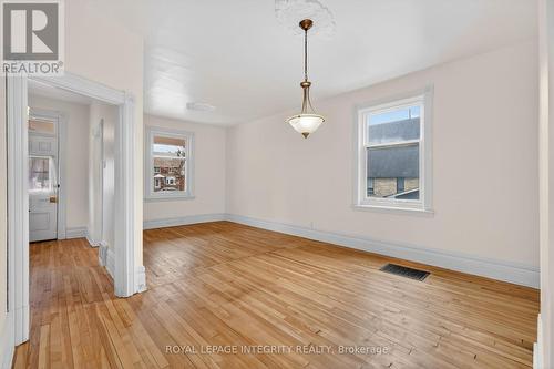 56 Grosvenor Avenue, Ottawa, ON - Indoor Photo Showing Other Room