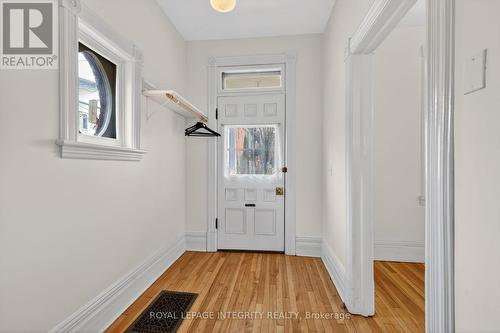 56 Grosvenor Avenue, Ottawa, ON - Indoor Photo Showing Other Room