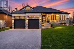 2237 SHORE LANE Wasaga Beach, ON L9Y 2X7