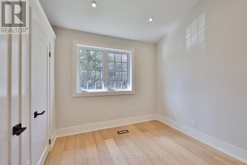 1340 Contour Drive, Mississauga, ON - Indoor Photo Showing Other Room