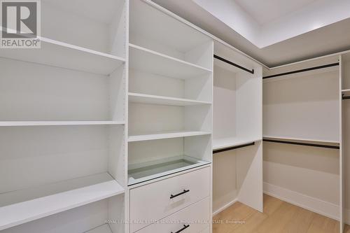 1340 Contour Drive, Mississauga, ON - Indoor With Storage
