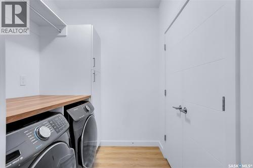 230 Greyeyes-Steele Way, Saskatoon, SK - Indoor Photo Showing Laundry Room