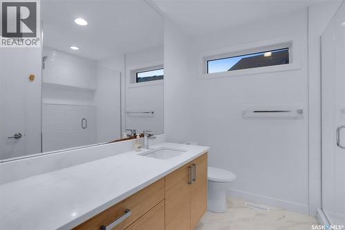 230 Greyeyes-Steele Way, Saskatoon, SK - Indoor Photo Showing Bathroom