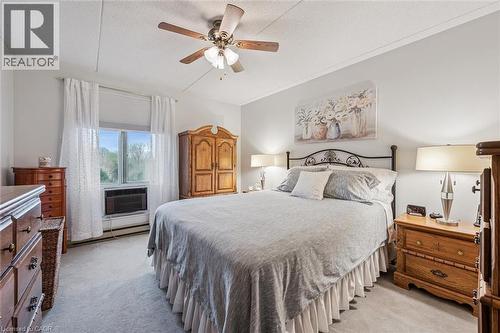 8 Christopher Court Unit# 507, Guelph, ON - Indoor Photo Showing Bedroom