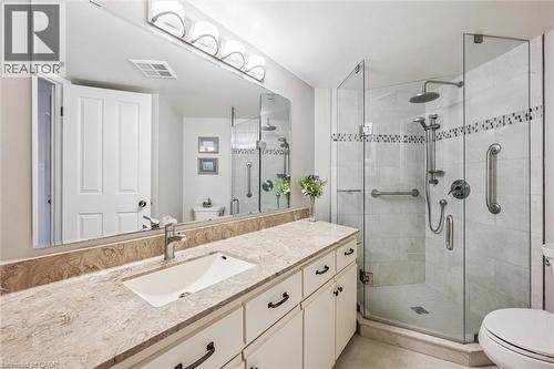 8 Christopher Court Unit# 507, Guelph, ON - Indoor Photo Showing Bathroom