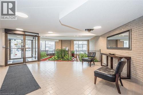 8 Christopher Court Unit# 507, Guelph, ON - Indoor Photo Showing Other Room