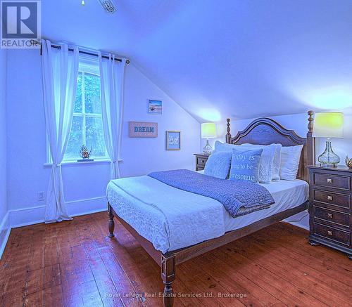 92 Adam Street, Cambridge, ON - Indoor Photo Showing Bedroom
