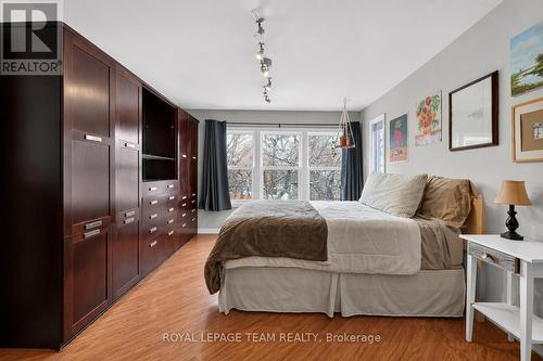 12 Lewis Street, Ottawa, ON - Indoor Photo Showing Bedroom