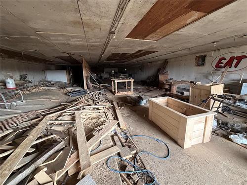 30113 20N Road, Grunthal, MB - Indoor