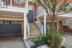3 - 120 BRONTE ROAD Oakville (Br Bronte), ON L6L 3C1