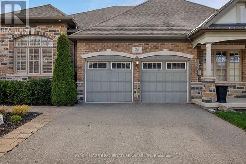 26 - 3353 Liptay Avenue, Oakville, ON - Outdoor