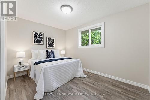 24 Hillmount Street, Waterloo, ON - Indoor Photo Showing Bedroom