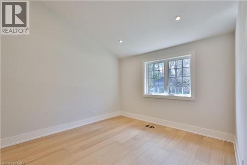 1340 Contour Drive, Mississauga, ON - Indoor Photo Showing Other Room