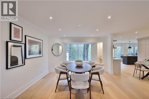 1340 Contour Drive, Mississauga, ON - Indoor Photo Showing Dining Room