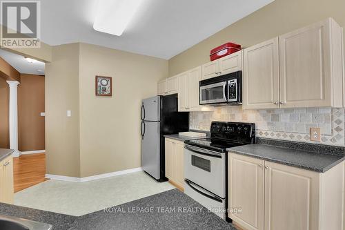 162 Redcliff Avenue, Ottawa, ON - Indoor Photo Showing Kitchen