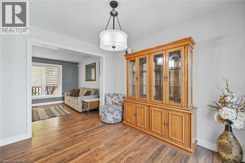 107 Billington Crescent, Hamilton, ON - Indoor