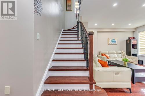 30 Streamline Drive, Brampton, ON - Indoor Photo Showing Other Room