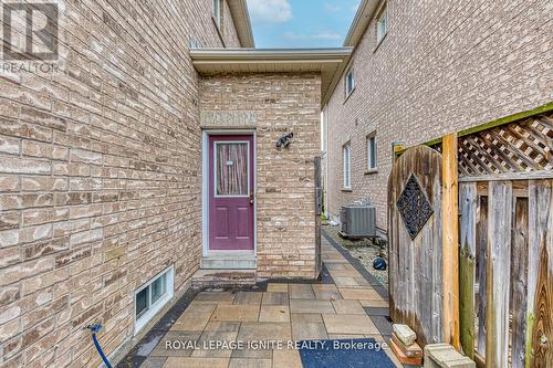 30 Streamline Drive, Brampton, ON - Outdoor